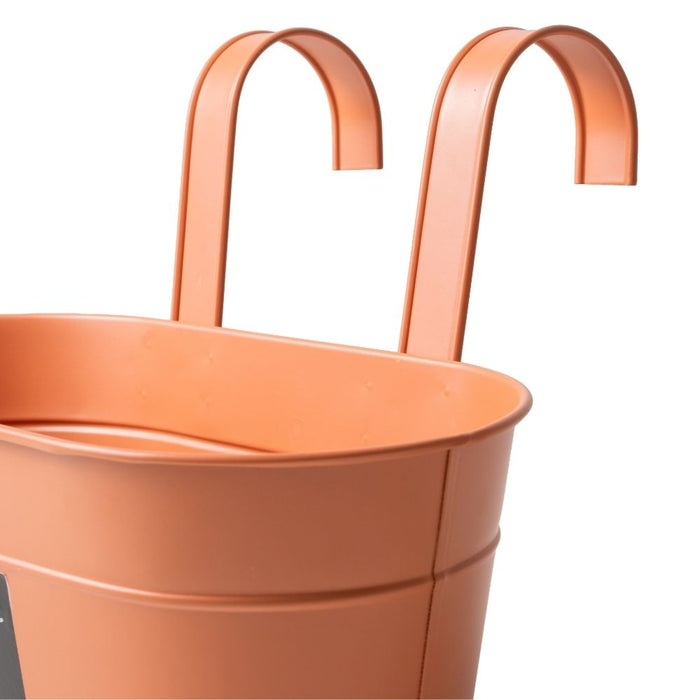 Over Fence Chalk Planter Terracotta 26.5cm Assorted Packs