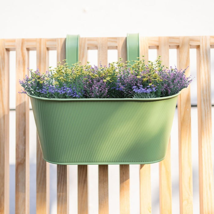 Over Fence Lined Planter Spring Green 26.5cm Assorted Packs
