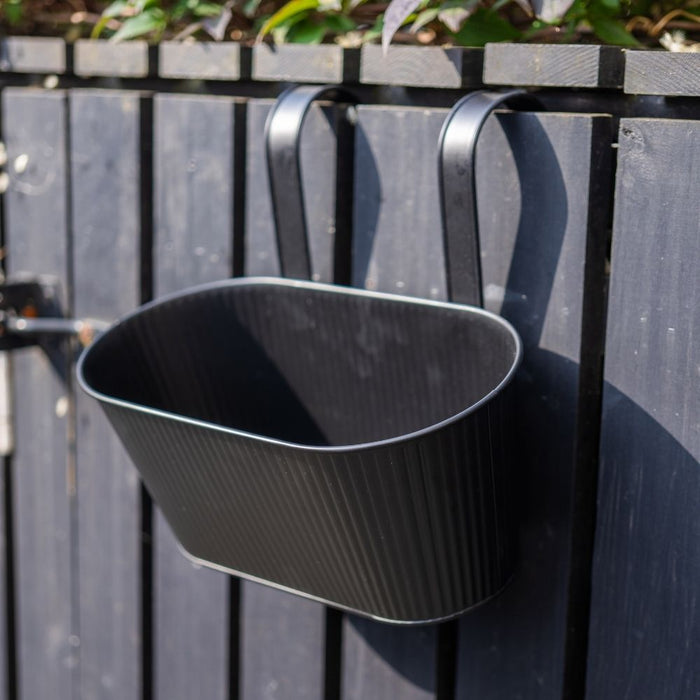 Over Fence Ribbed Planter Black 26.5cm Assorted Packs