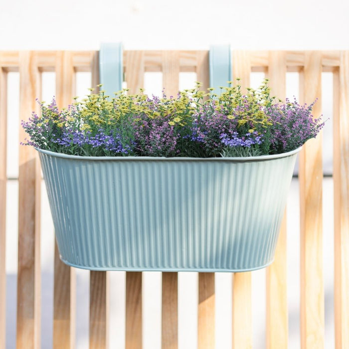 Over Fence Ribbed Planter Sage Green 26.5cm Assorted Packs