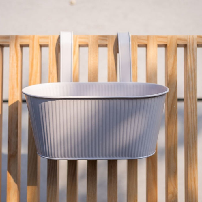 Over Fence Ribbed Planter White 26.5cm Assorted Packs
